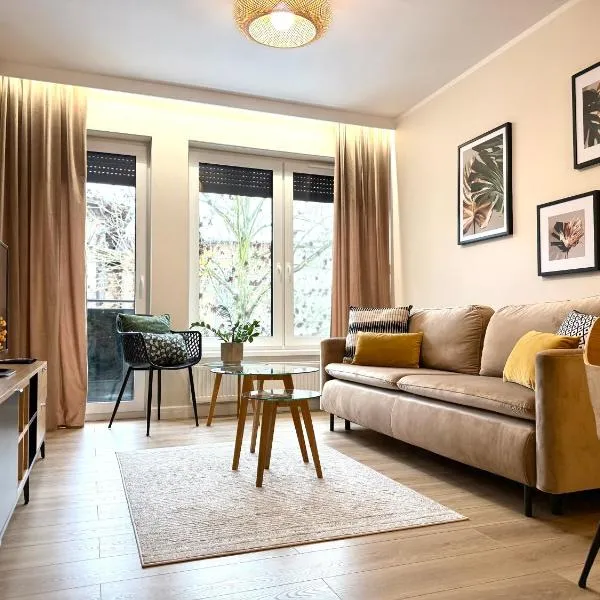 Prywatny Parking przy Starówce Apartament Logan by Rentoom, hotel v destinaci Toruň