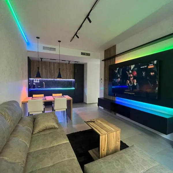 Lujo en el centro con parking privado 1, khách sạn ở Adra