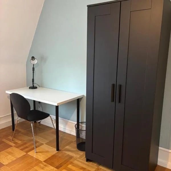 private Zimmer im Serviced Apartment - mit wöchentlicher Reinigung, Hotel in Stuttgart
