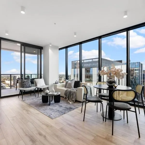 City sky view self service apartment free parking، فندق في أديلايد