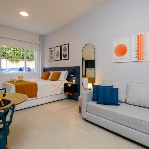 Studio inspirado em Athos Bulcao, AC, WiFi, TV