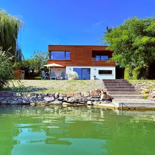 Grafenwörth में, होटल Seehaus 22- Lake house with private beach