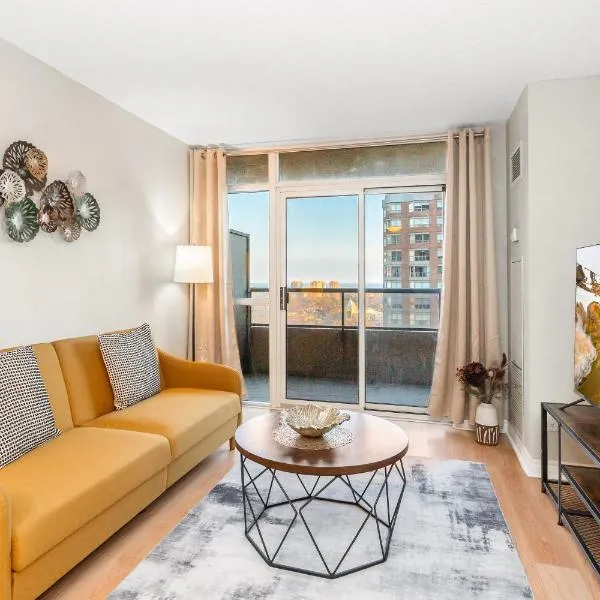 High-Rise Skyline Suite Sleeps 5 Steps to SQ1, hotel u gradu Misisoga