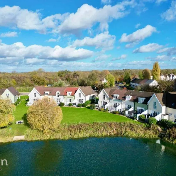 Isis Lakes 55, Lakeside Lodge - P, ξενοδοχείο σε South Cerney