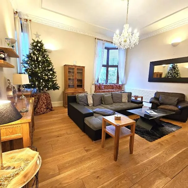 Luxury 5 bedroom Riverside home in town centre - Pass the Keys, Hotel in Shrewsbury