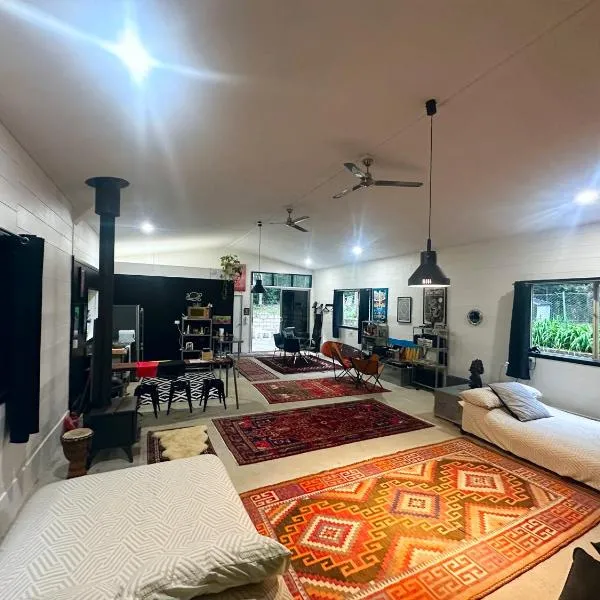 Bellingen Disco Studio, готель у місті Gleniffer