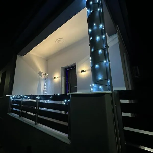 BelAir Luxury Living - 'The One Villa', ξενοδοχείο στην Καρδίτσα