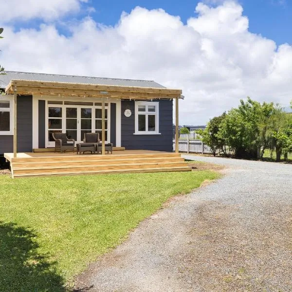 The Bach In Mangawhai, hotel in Mangawhai