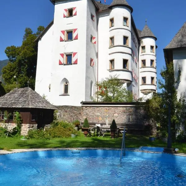 Schloss Münichau: Reith bei Kitzbühel şehrinde bir otel