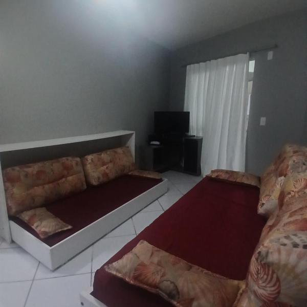Solar das Bromélias, Apartamento amplo para até 6 pessoas - 50m da praia em Bombinhas! - Foto 5