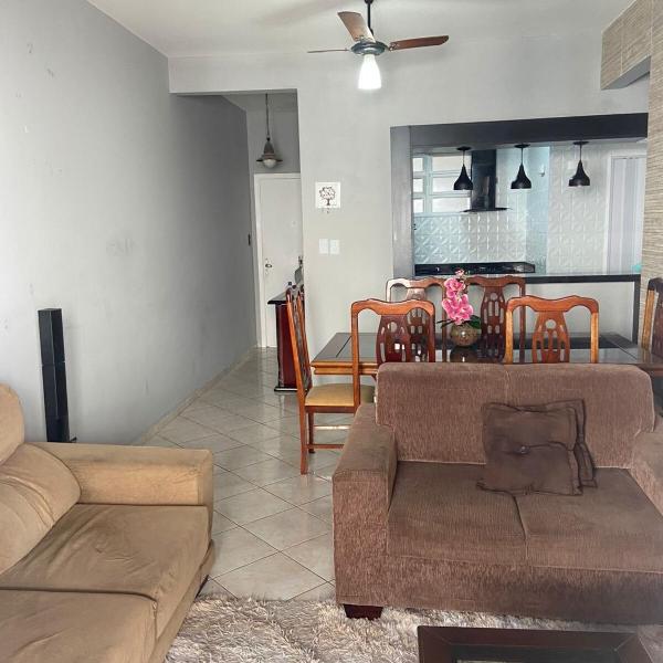 Apartamento há 200 metros da praia!