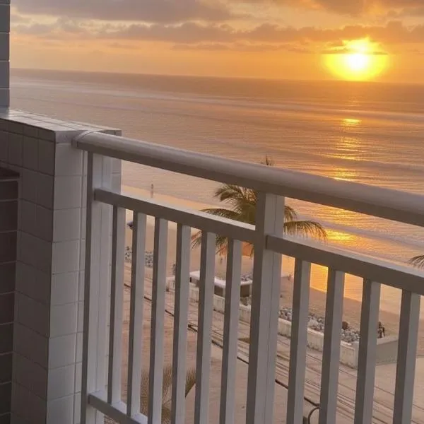 Apto Frente Praia Familiar, hotel in Mongaguá