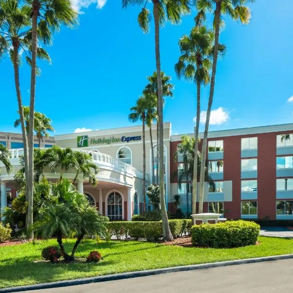 Holiday Inn Express Miami Airport Doral Area by IHG, ξενοδοχείο στο Μαϊάμι