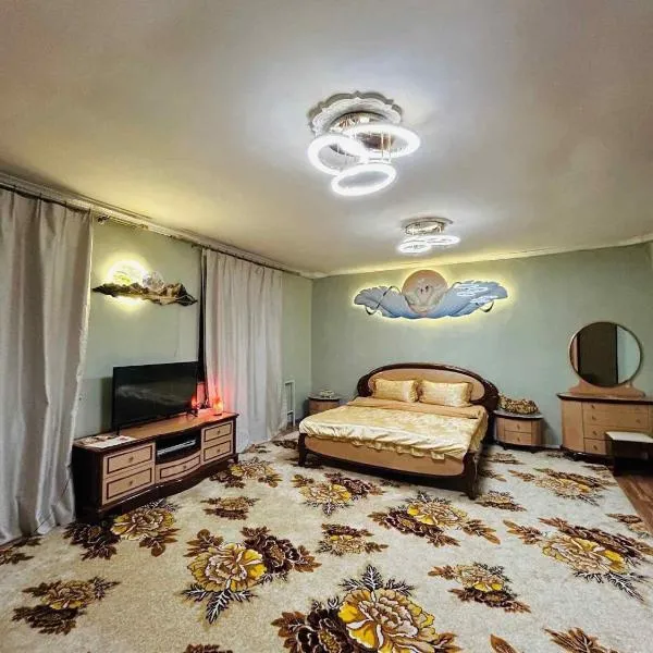 Mandakh Naran Guest House – hotel w mieście Dzuunmod