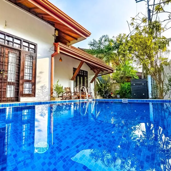 City Beach Apartment, hotel en Bentota