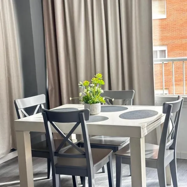 Lovely apartment Esperanto, hotell i Benidorm