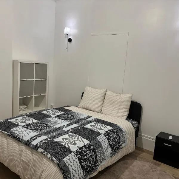 Super appartement, Hotel in Malesherbes