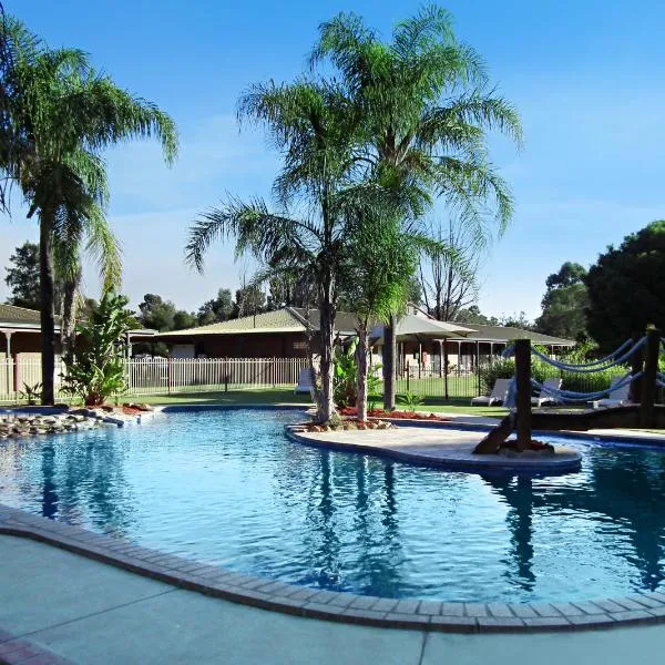 Cobram Barooga Golf Resort, hotel in Barooga