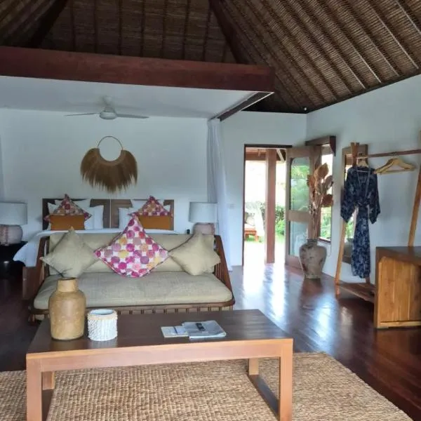 بوندوك سانتي استيت، فندق في غيلي تراوانغان