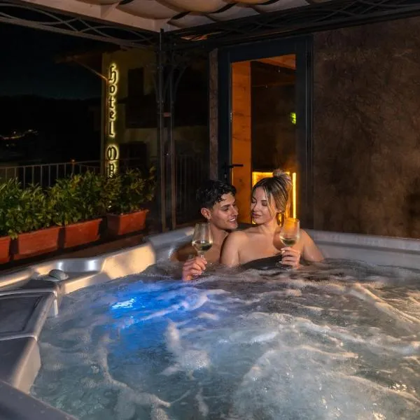 Hotel Opinione Dimora Storica & Private Spa, hotel di San Lorenzo in Banale