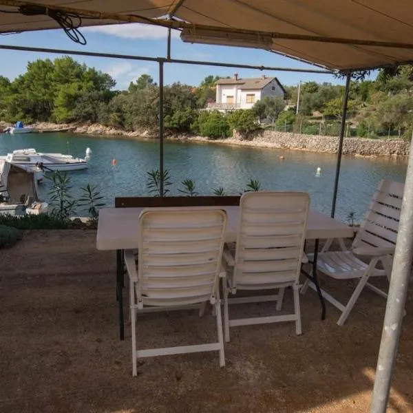 JOSIP A3, hotel in Nerezine