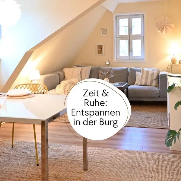 TÜRMERSTUBE - Apartment in der Hinterburg Schlitz - mit Aufzug, Parkplatz, E-Ladestation & Garten - Hunde willkommen: Schlitz şehrinde bir otel