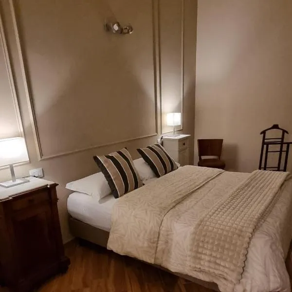 Dimora Largo Silvestro dell'Aquila- Centro Storico, ξενοδοχείο στη Λ' Άκουιλα