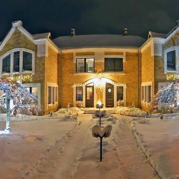 Villa Leonardo, hotel i Ventspils