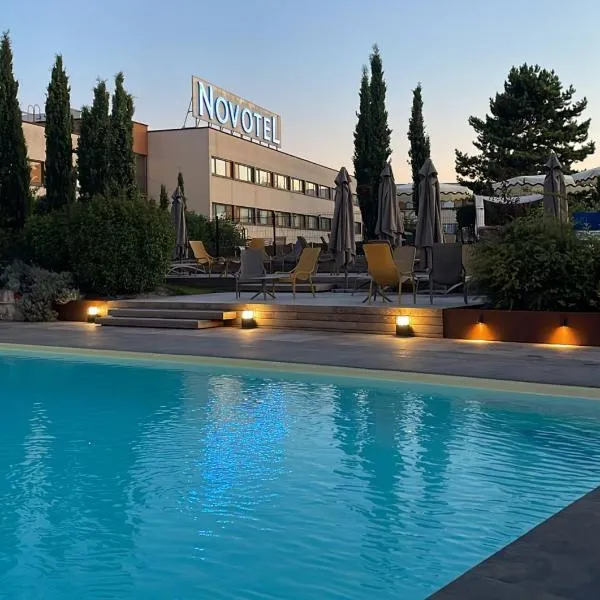 Novotel Reims Tinqueux, hotelli kohteessa Reims