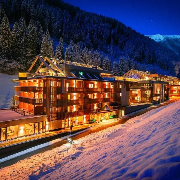 ZillergrundRock Luxury Mountain Resort, hotel en Mayrhofen