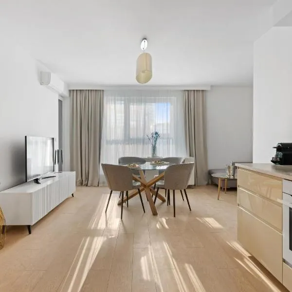 Pure Home Premium Apartments - Parking Free, hotelli kohteessa Wrocław