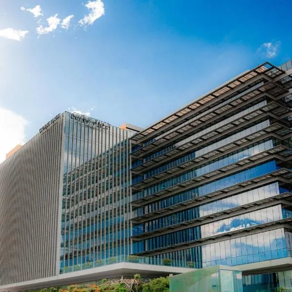 Crowne Plaza Merida by IHG, hotel di Merida