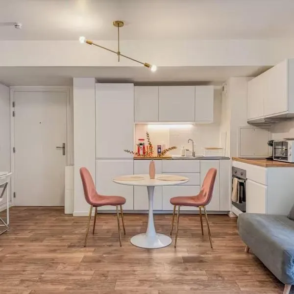 Beau Studio confortable près de Paris à Fontenay-sous-Bois, hotel sa Fontenay-sous-Bois