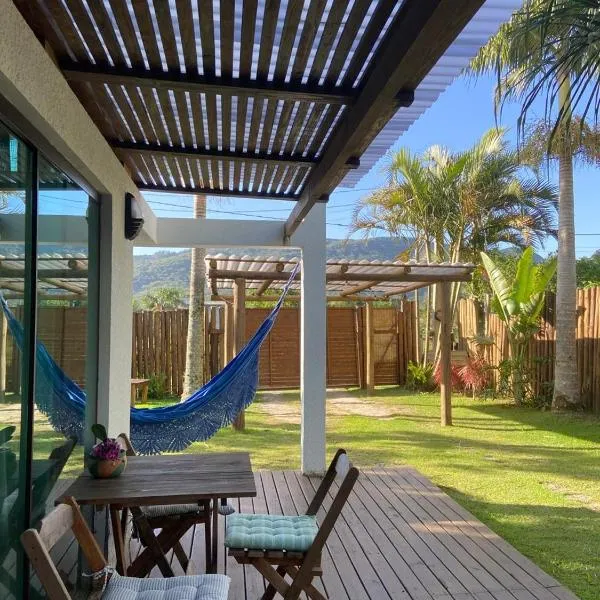 Casa em Garopaba, com vista pra montanha Encantada, hotel i Garopaba