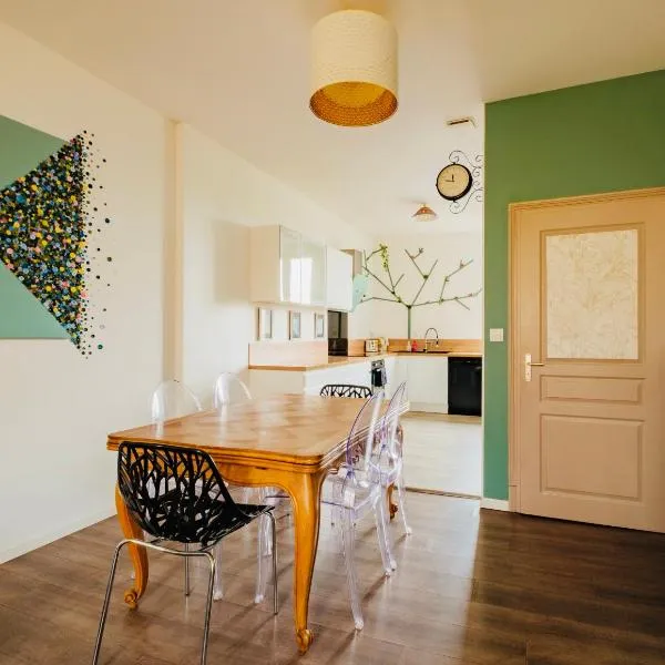 Magnifique duplex 3 chambres proche centre-ville et gare Chemin du Barrage, ξενοδοχείο σε Châlons-en-Champagne