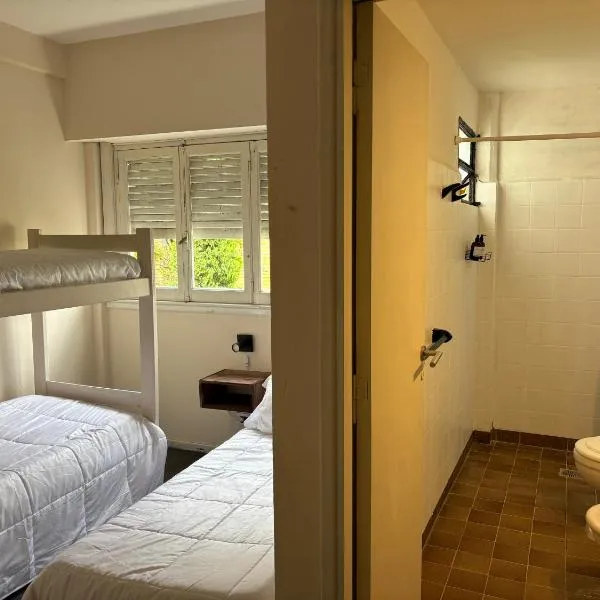 Black Suites Pinamar，位于皮纳马尔的酒店