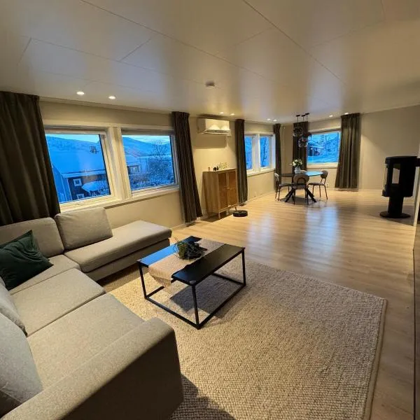 Apartment in Breivika - Modern and Comfortable, Hotel in Tromsø