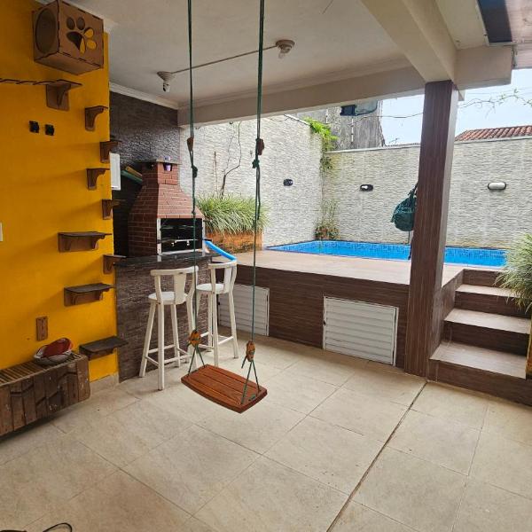 Spacious Townhouse with Pool Comfort and Fun