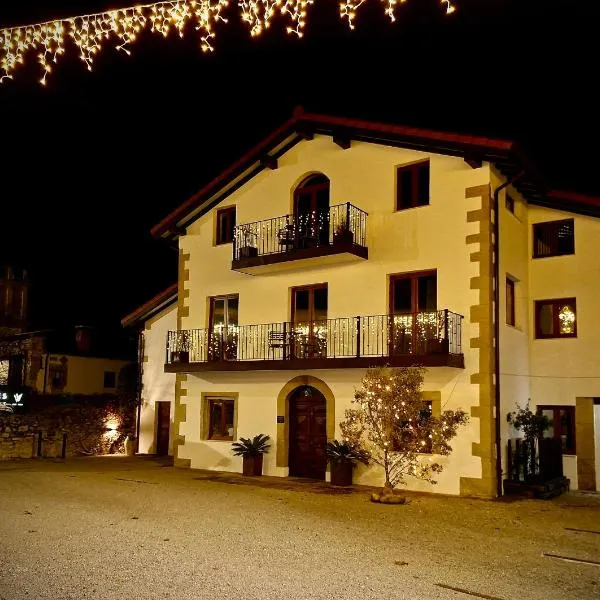 Jardines Villaverde, Hotel in Villaverde de Pontones