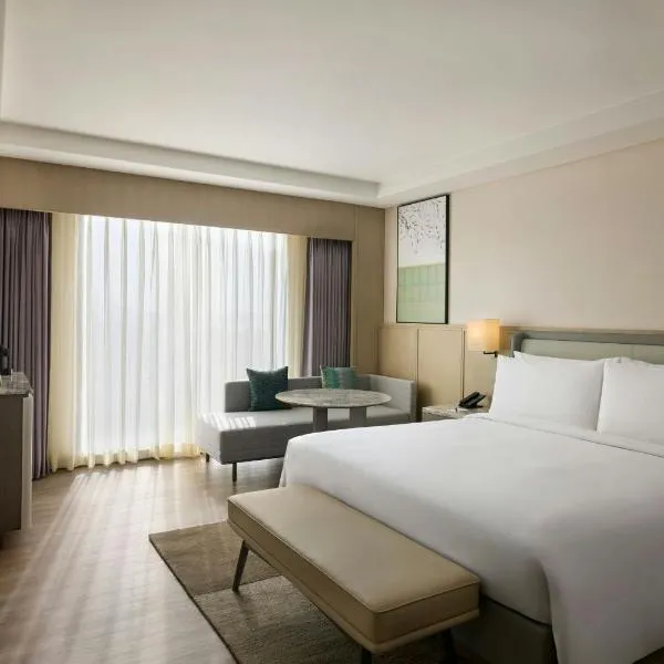 Courtyard by Marriott Hyderabad, ξενοδοχείο στο Χιντεραμπάντ