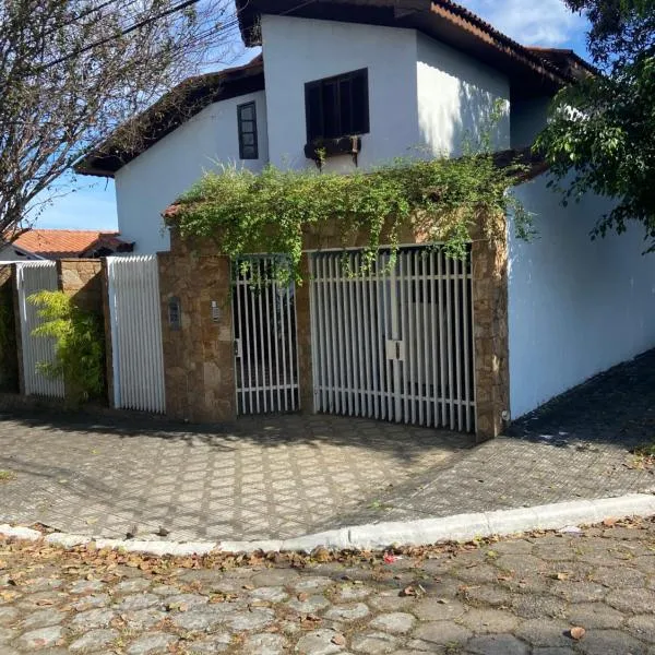 Home Blue, hotel a Caçapava
