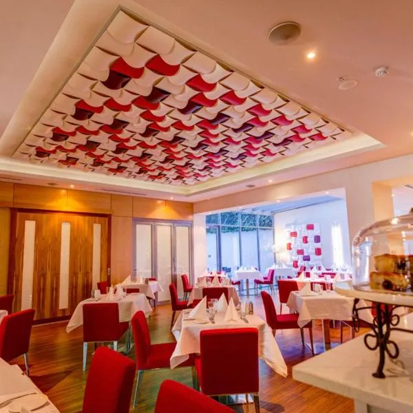 Mantra Charles Hotel, hotel v destinaci Launceston