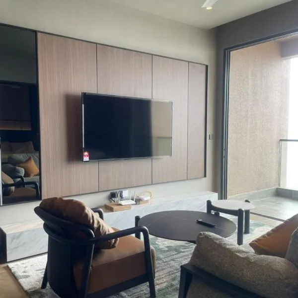 Luxury Executive Suite Antara by Enigma 3BR, High Floor with Jacuzzi Lvl 47 – hotel w mieście Genting Highlands