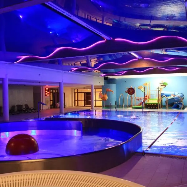 Hotel Continental, hotel en Krynica Morska