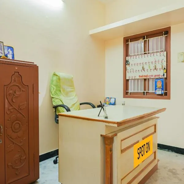 Hotel O Vel Vel Guest House, khách sạn ở Palni