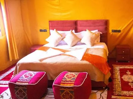 Andromeda Desert Astro Camp, hotel v destinaci Derkaoua