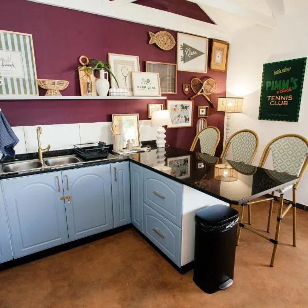 Park Road Apartments, hotel di Howick