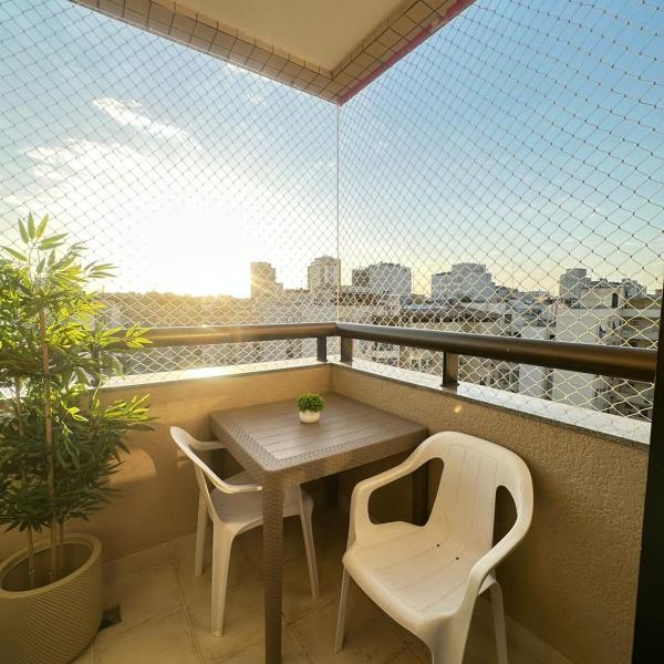 Flat perto da praia de Copacabana com varanda, piscina e sauna - Foto 2