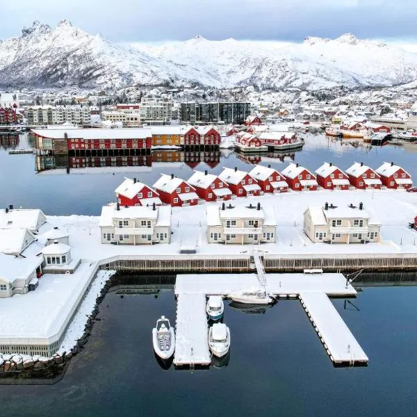 Rorbuene Svolvær Havn, hotel v destinaci Svolvær