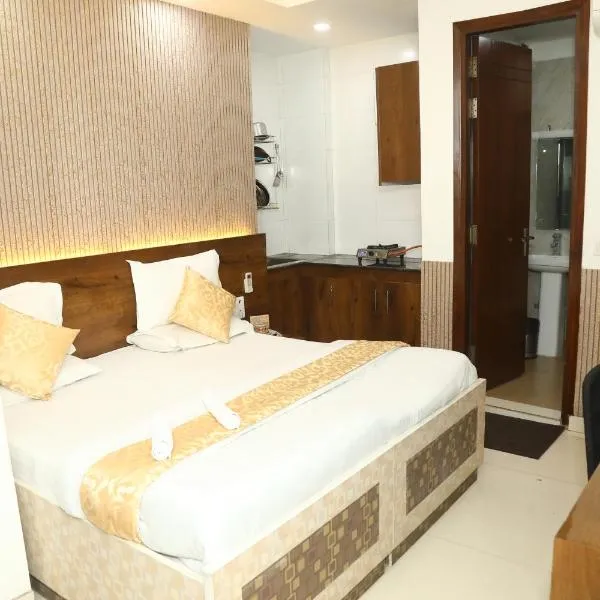 Flourish Stay Saket near Max Hospital, hotel en Nueva Delhi